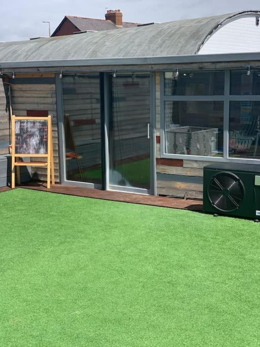 Family Holiday Home ブラックプール エクステリア 写真
