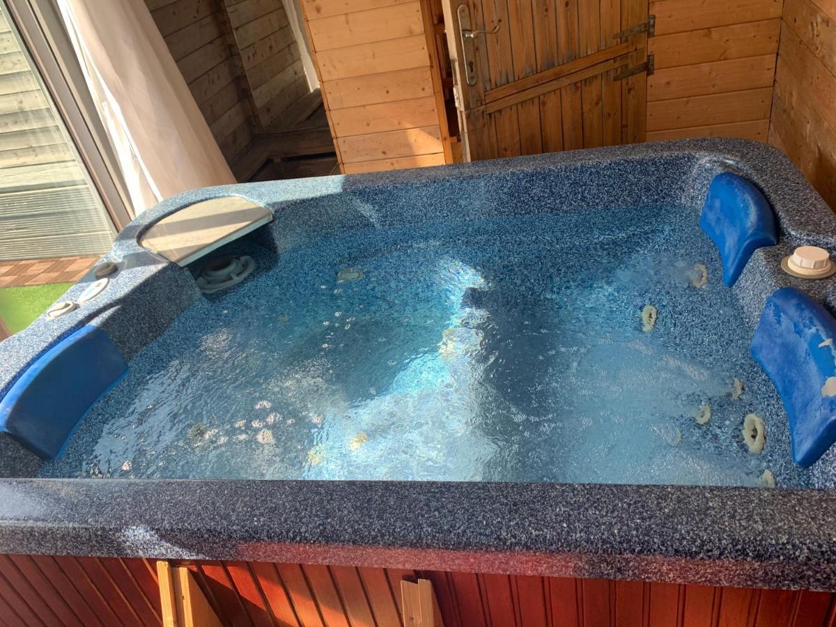 Family Holiday Home ブラックプール エクステリア 写真